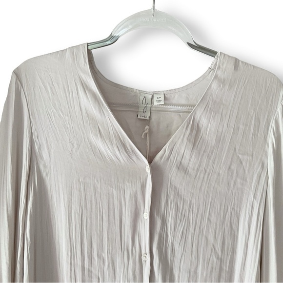 Joie V Neck Button Down Blouse Sz S Gauze Neutral Lightweight Top Minimalist NWT - Picture 3 of 11